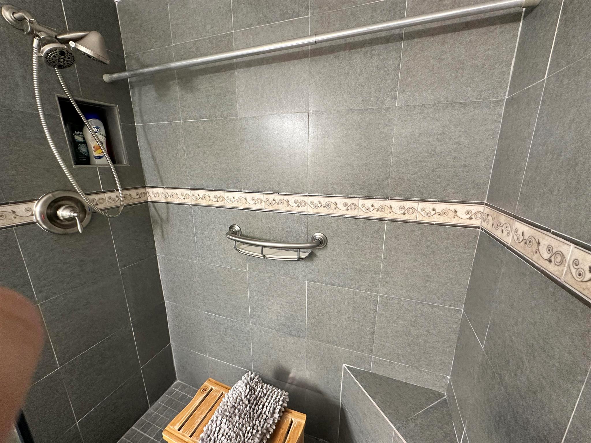 250 NE 20th Street 1090