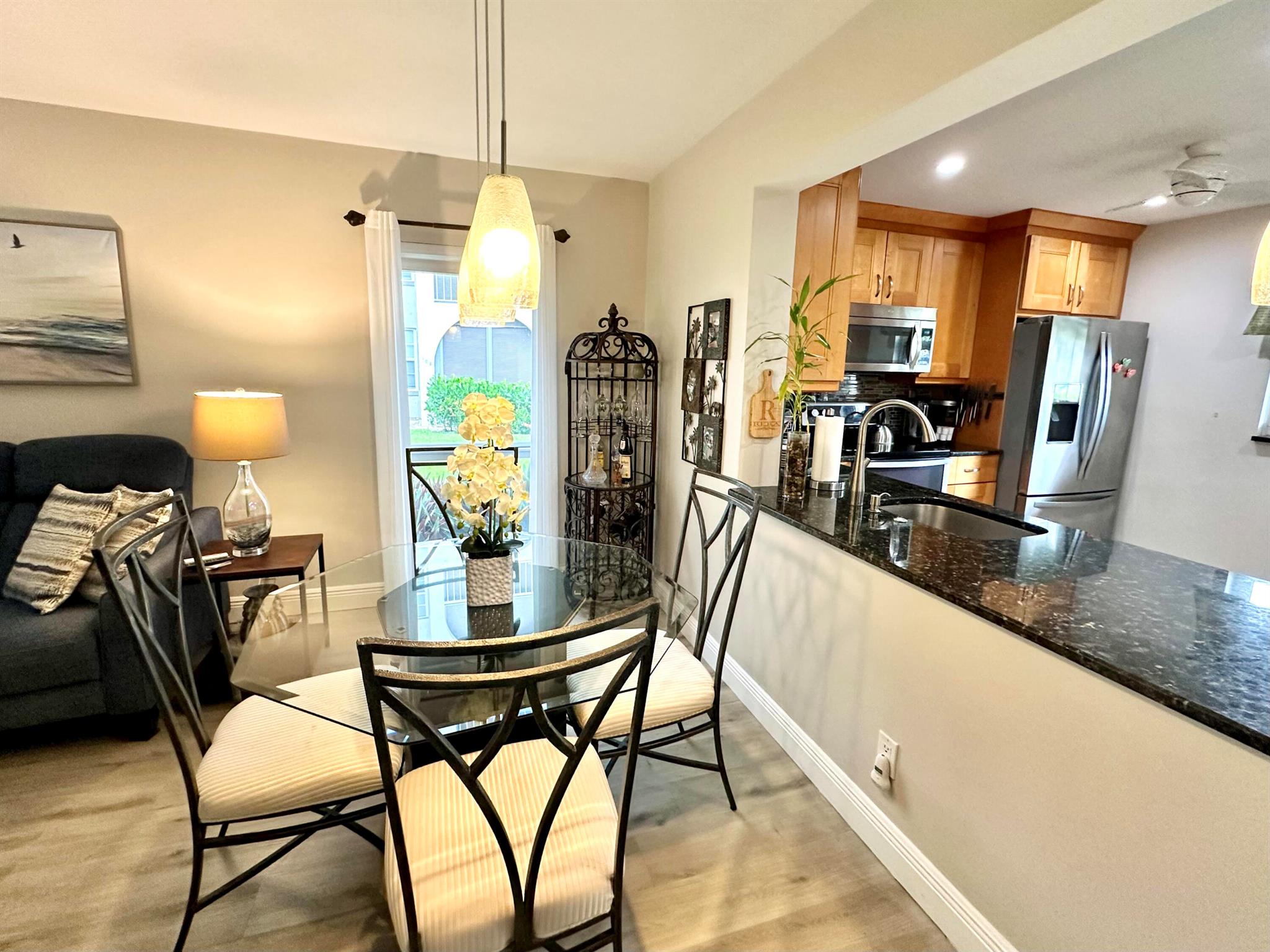 250 NE 20th Street 1090