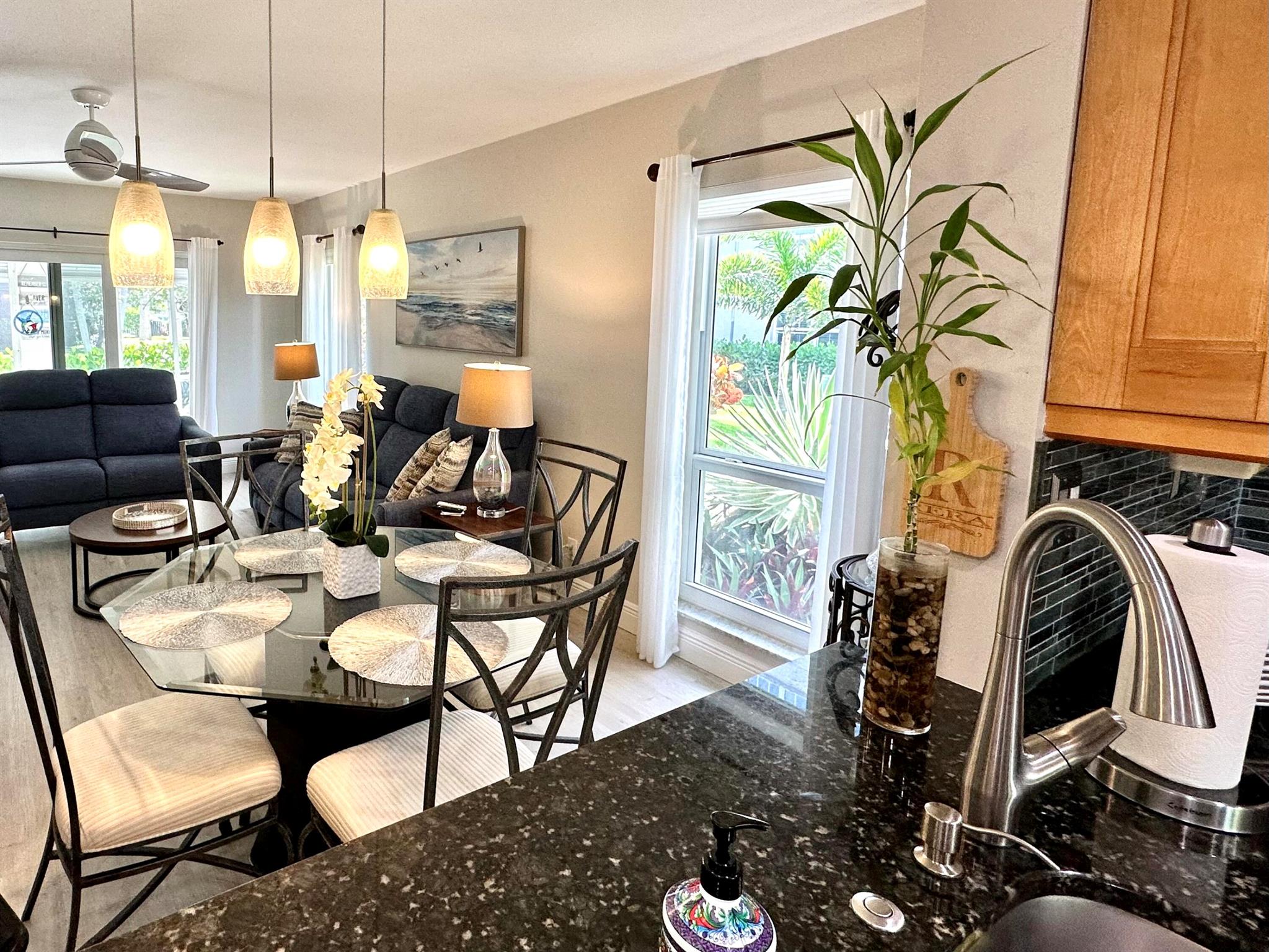 250 NE 20th Street 1090