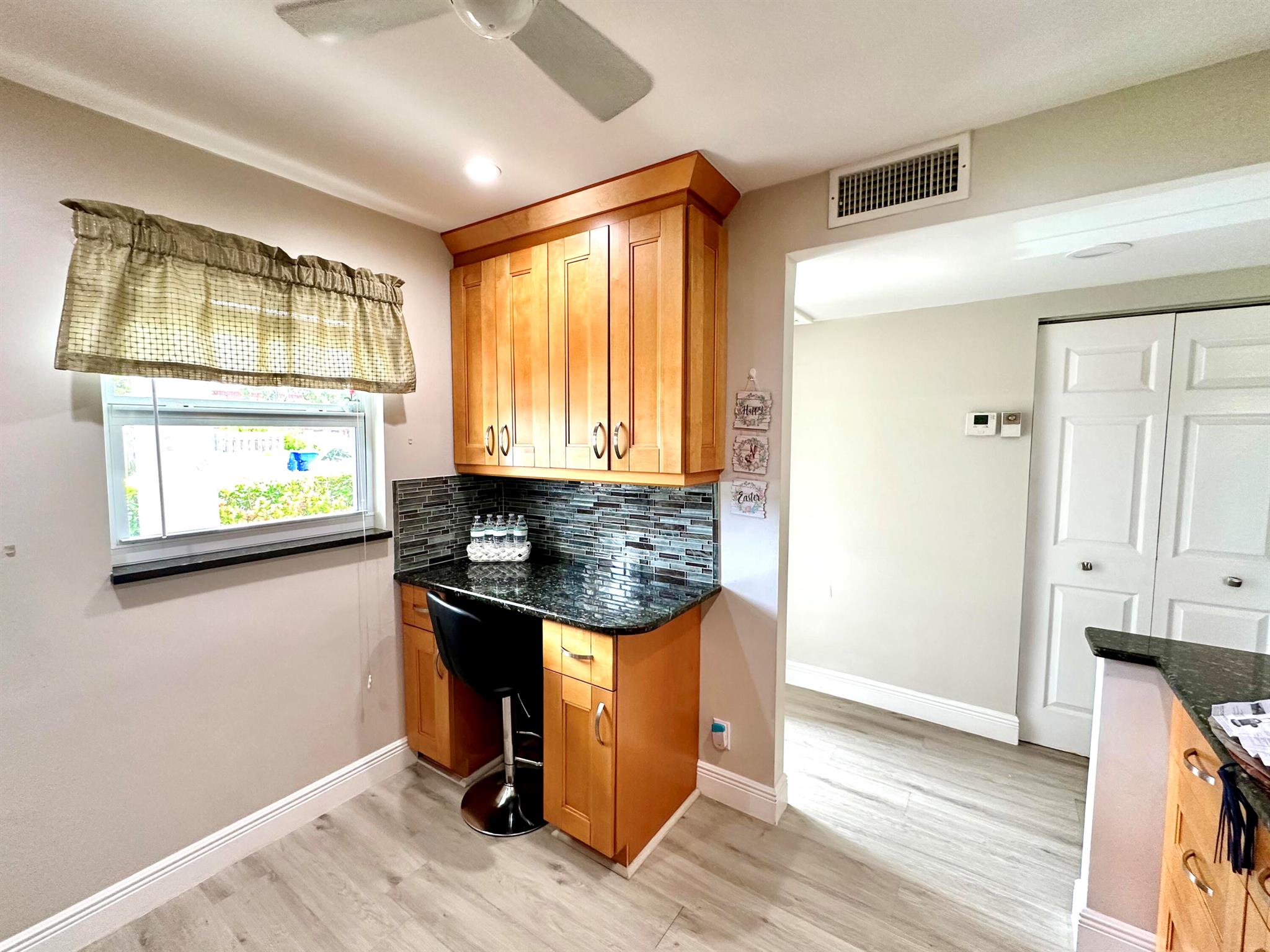 250 NE 20th Street 1090