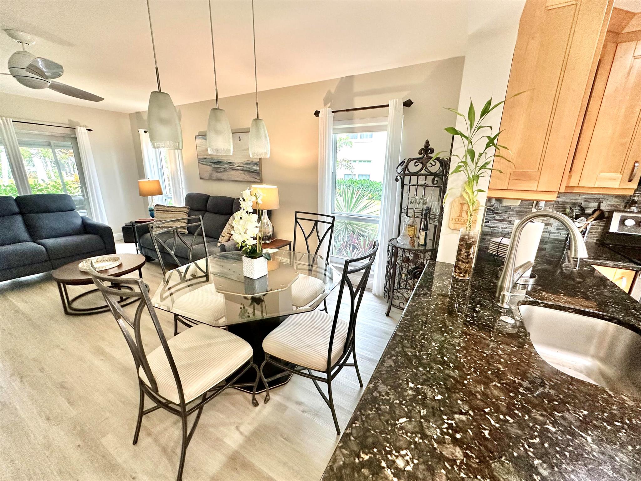 250 NE 20th Street 1090