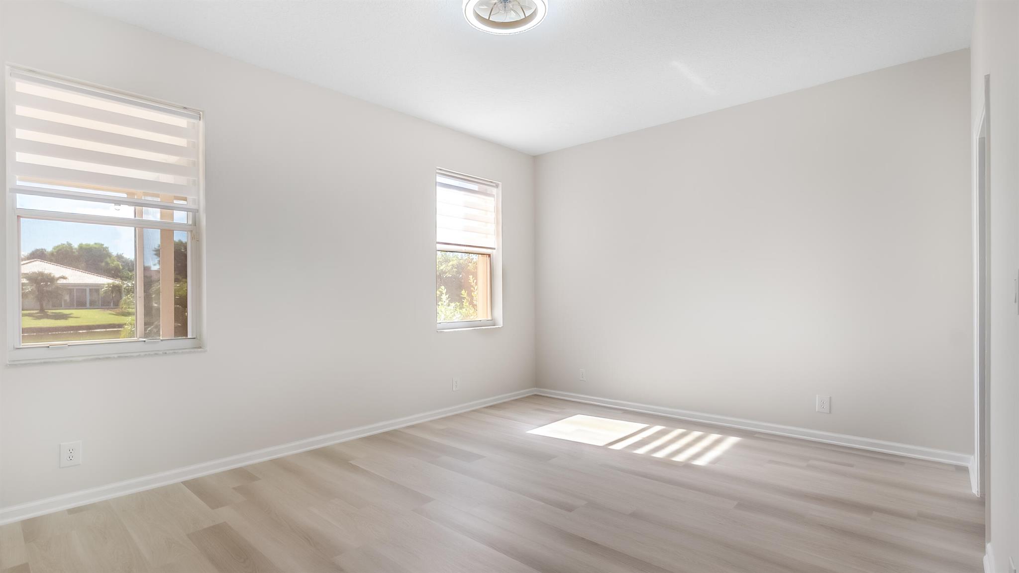 10849 Royal Caribbean Circle