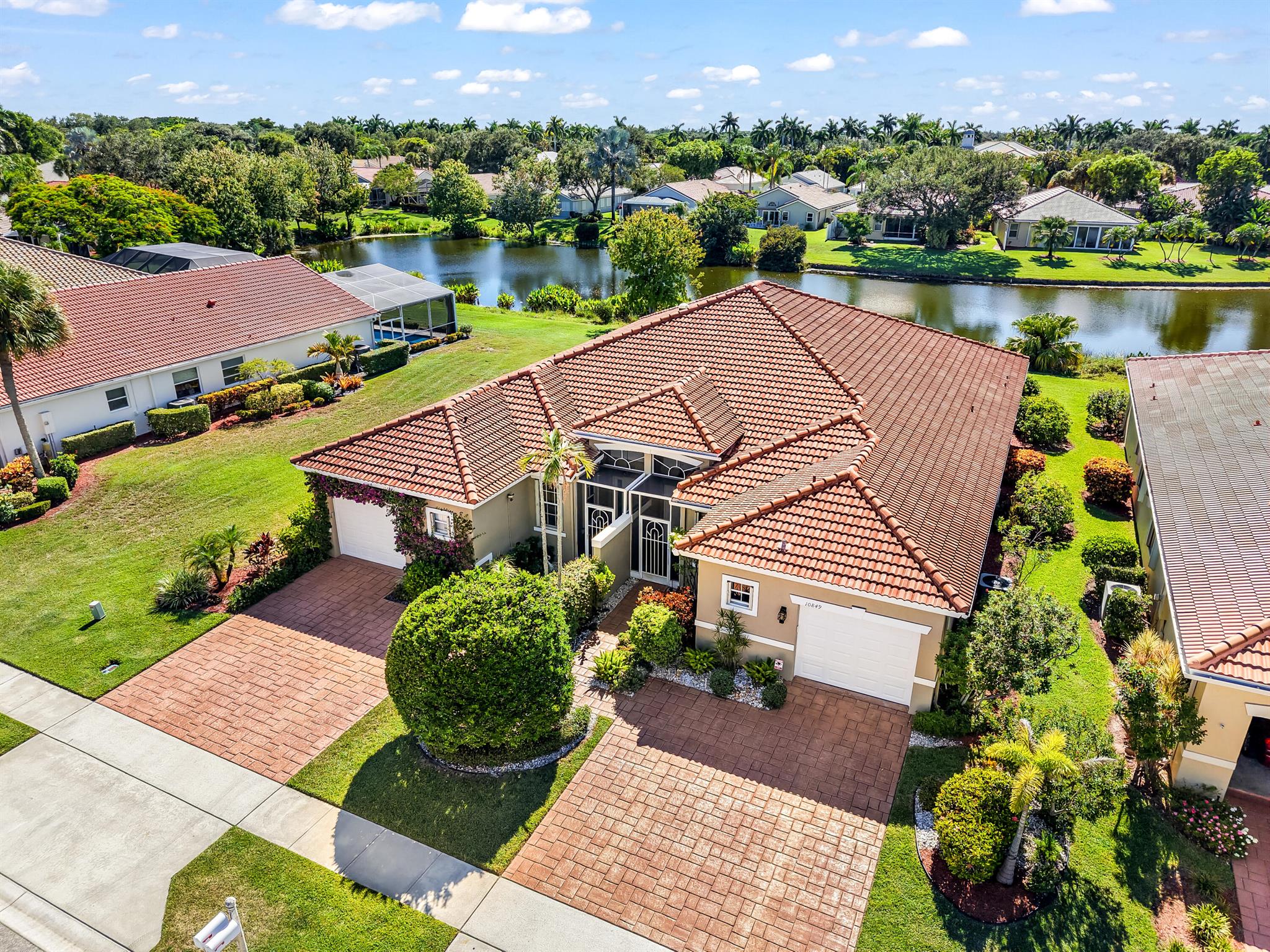 10849 Royal Caribbean Circle