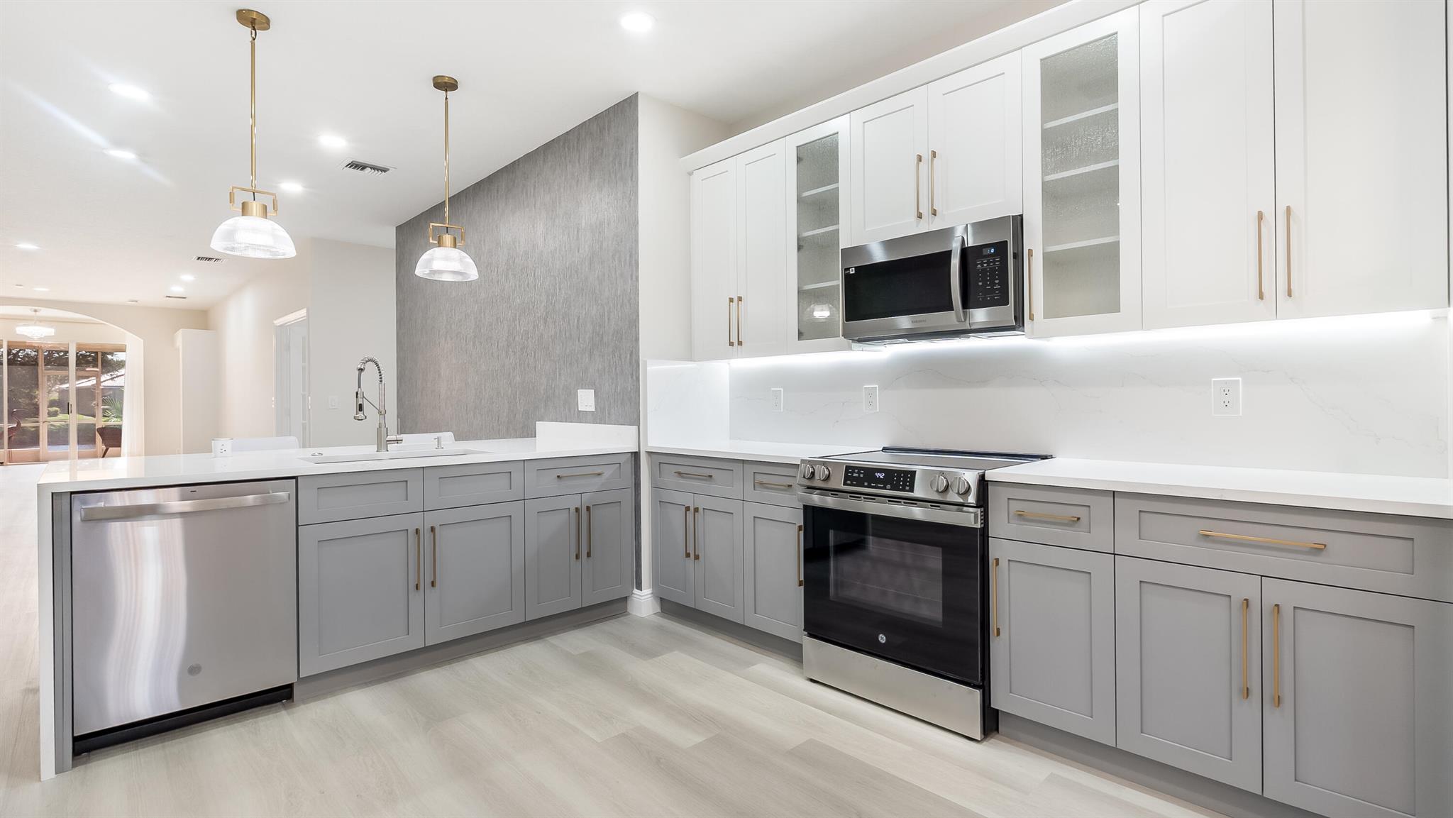 10849 Royal Caribbean Circle