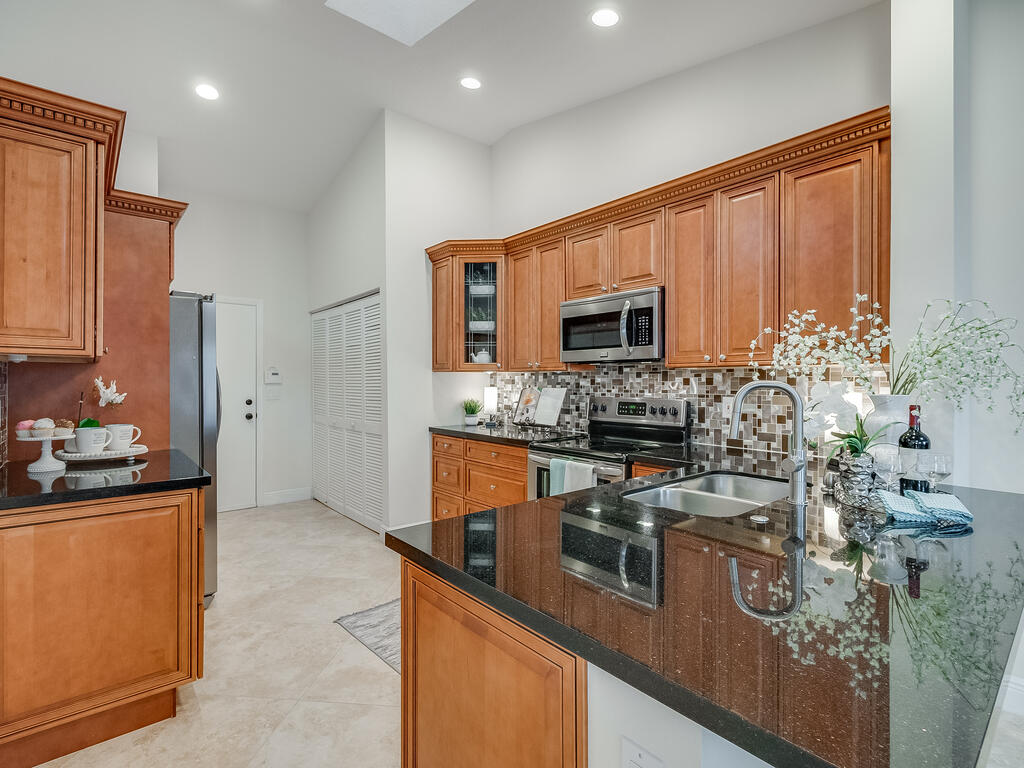 3723 Spring Crest Court, Lake Worth