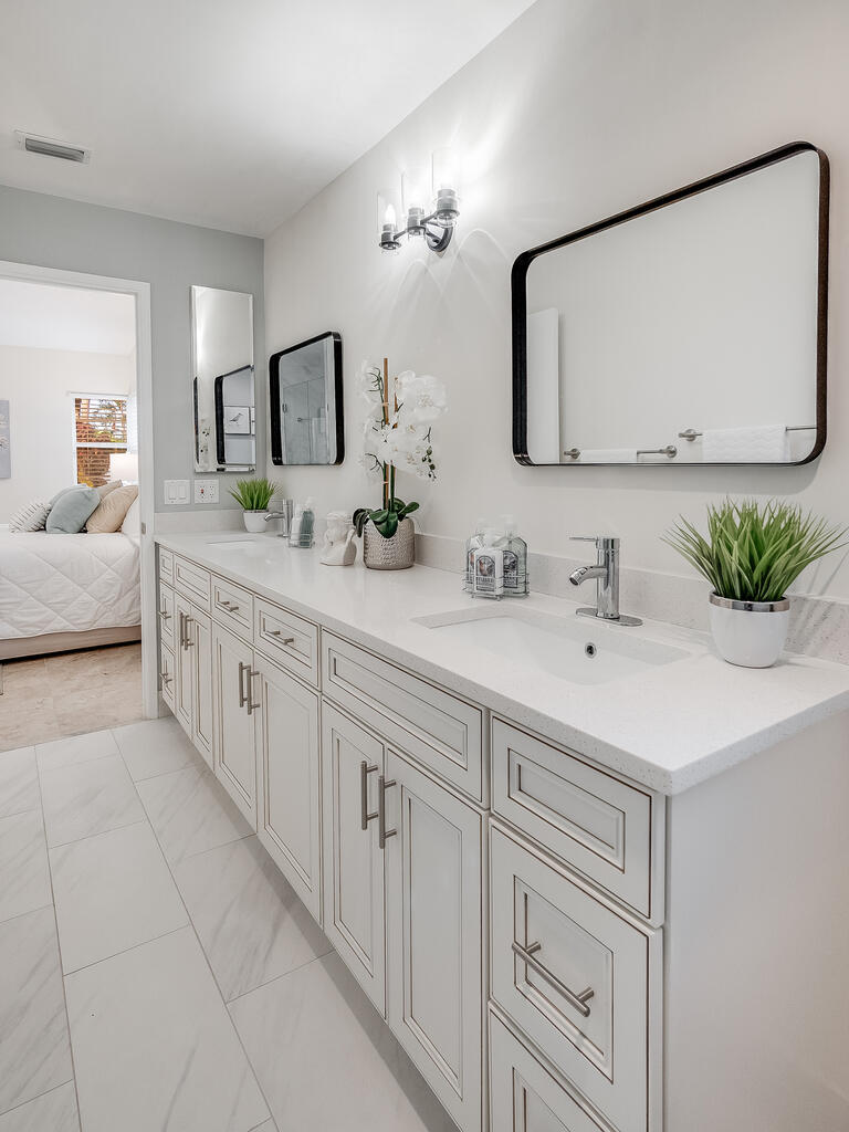 3723 Spring Crest Court, Lake Worth