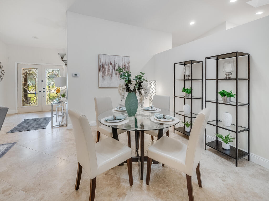 3723 Spring Crest Court, Lake Worth