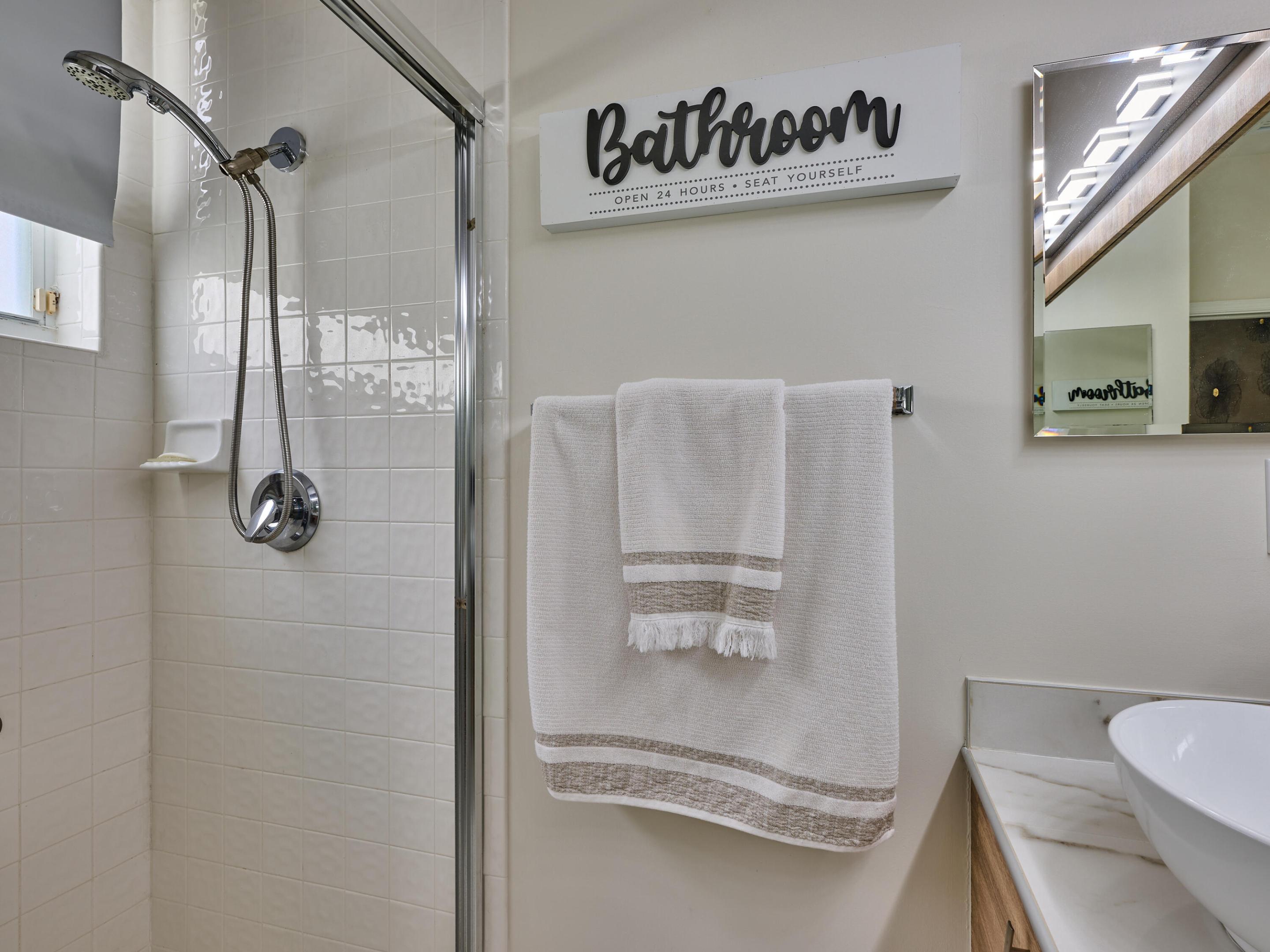 5749 Emerald Cay Terrace