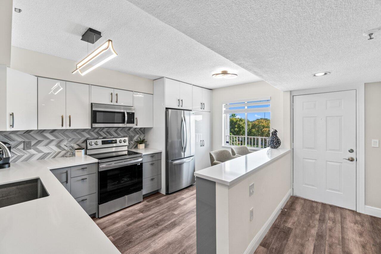 14095 Royal Vista Drive 409