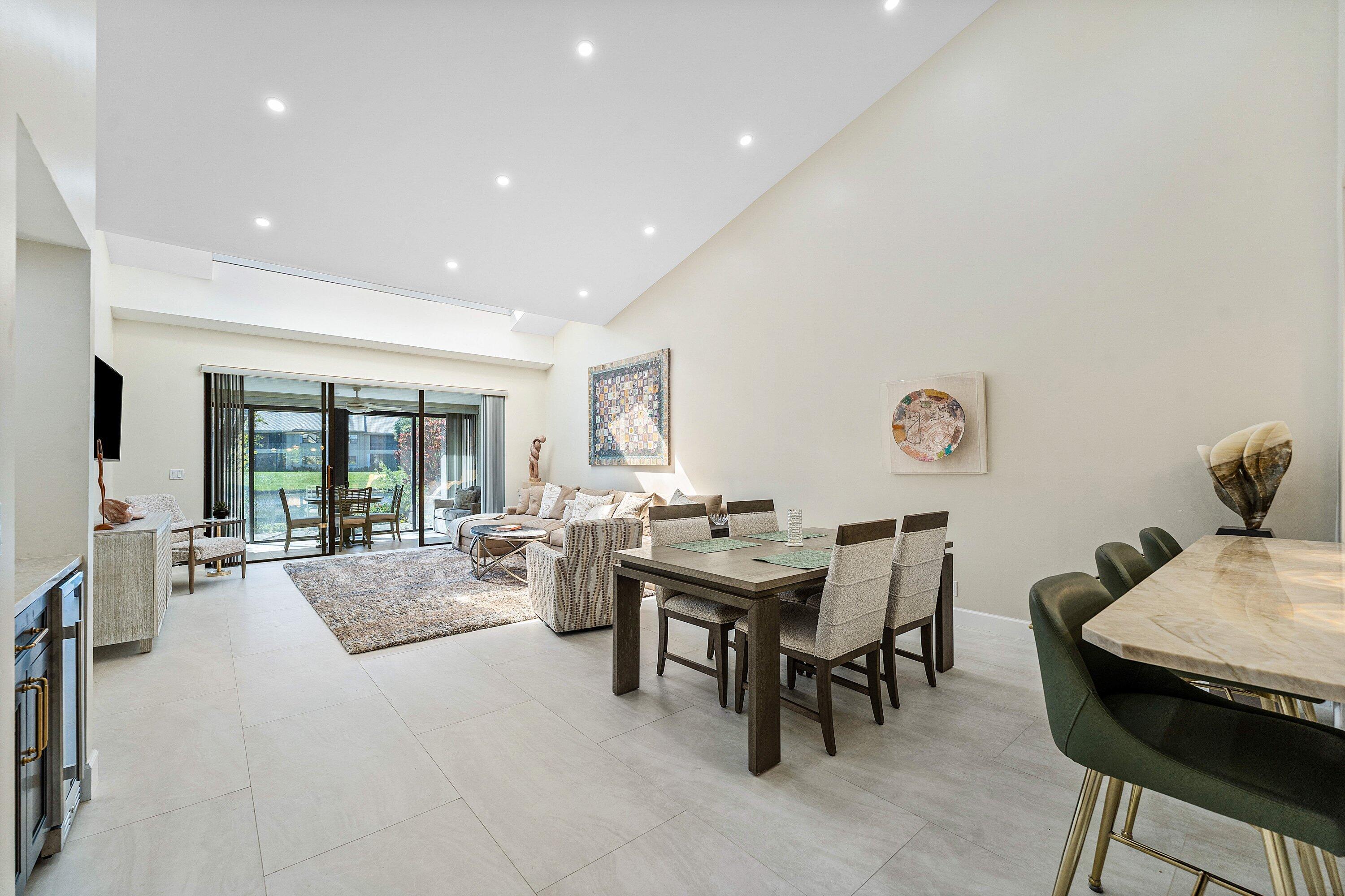 12 Eastgate Drive C