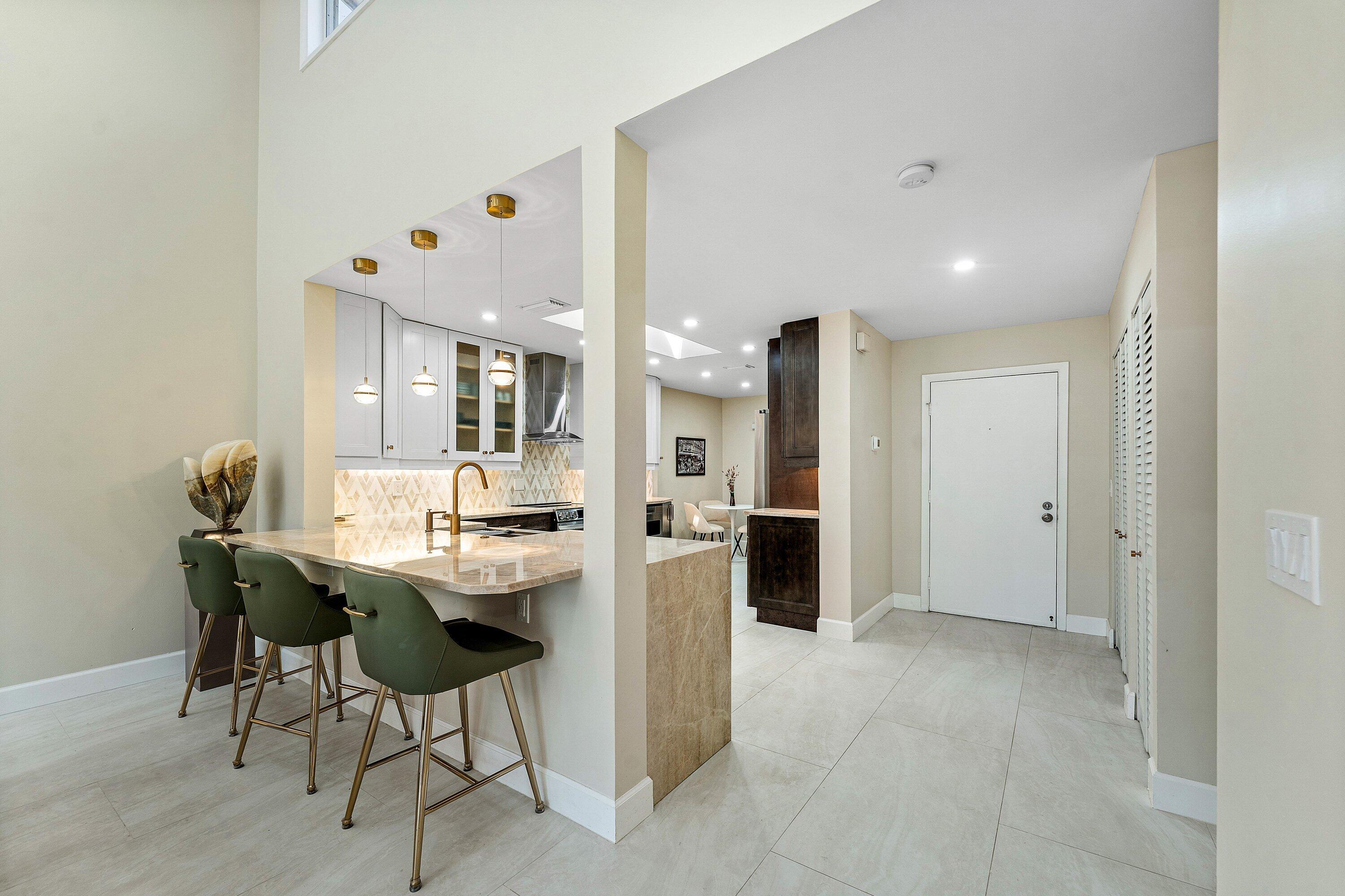 12 Eastgate Drive C
