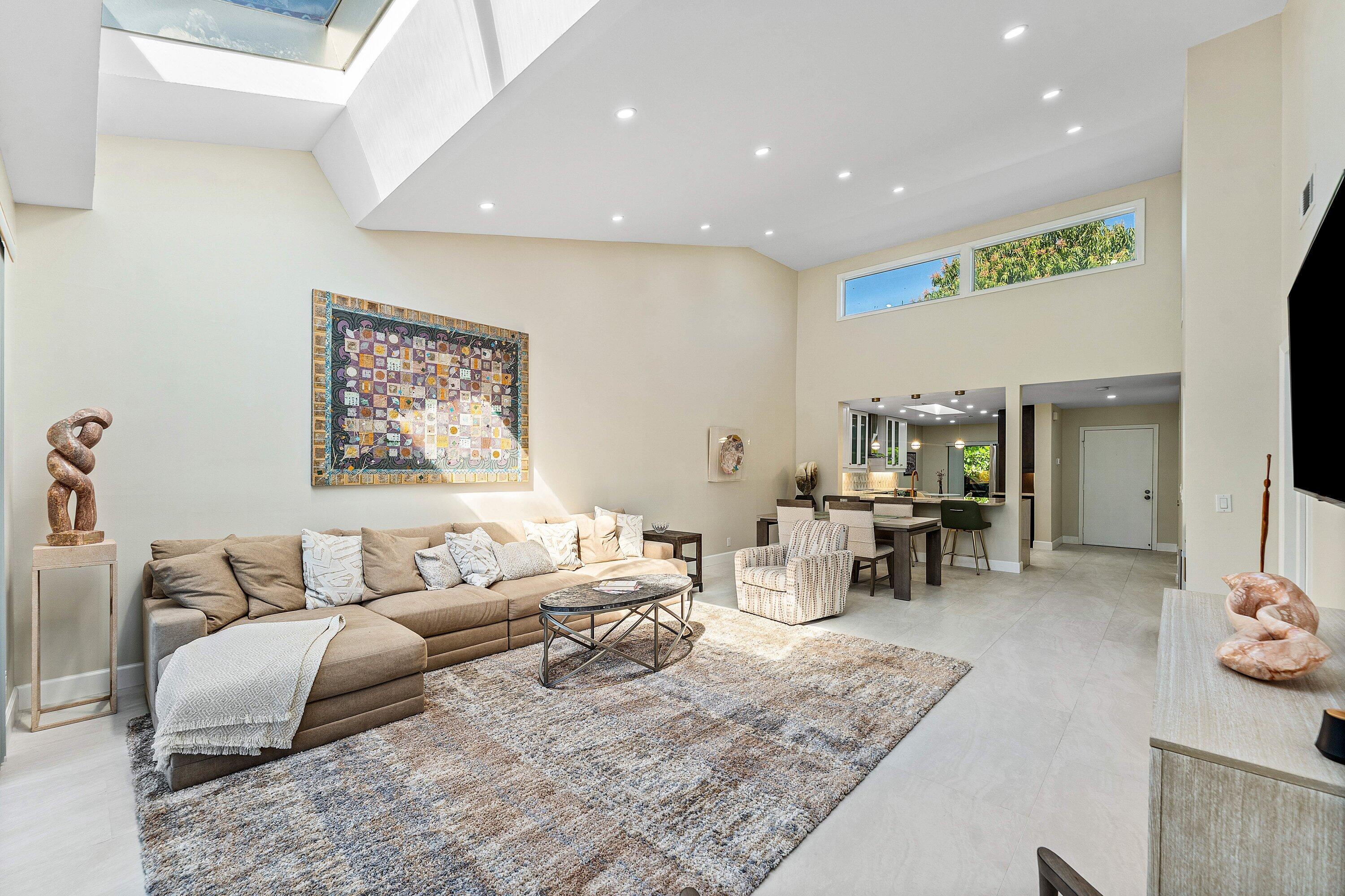 12 Eastgate Drive C