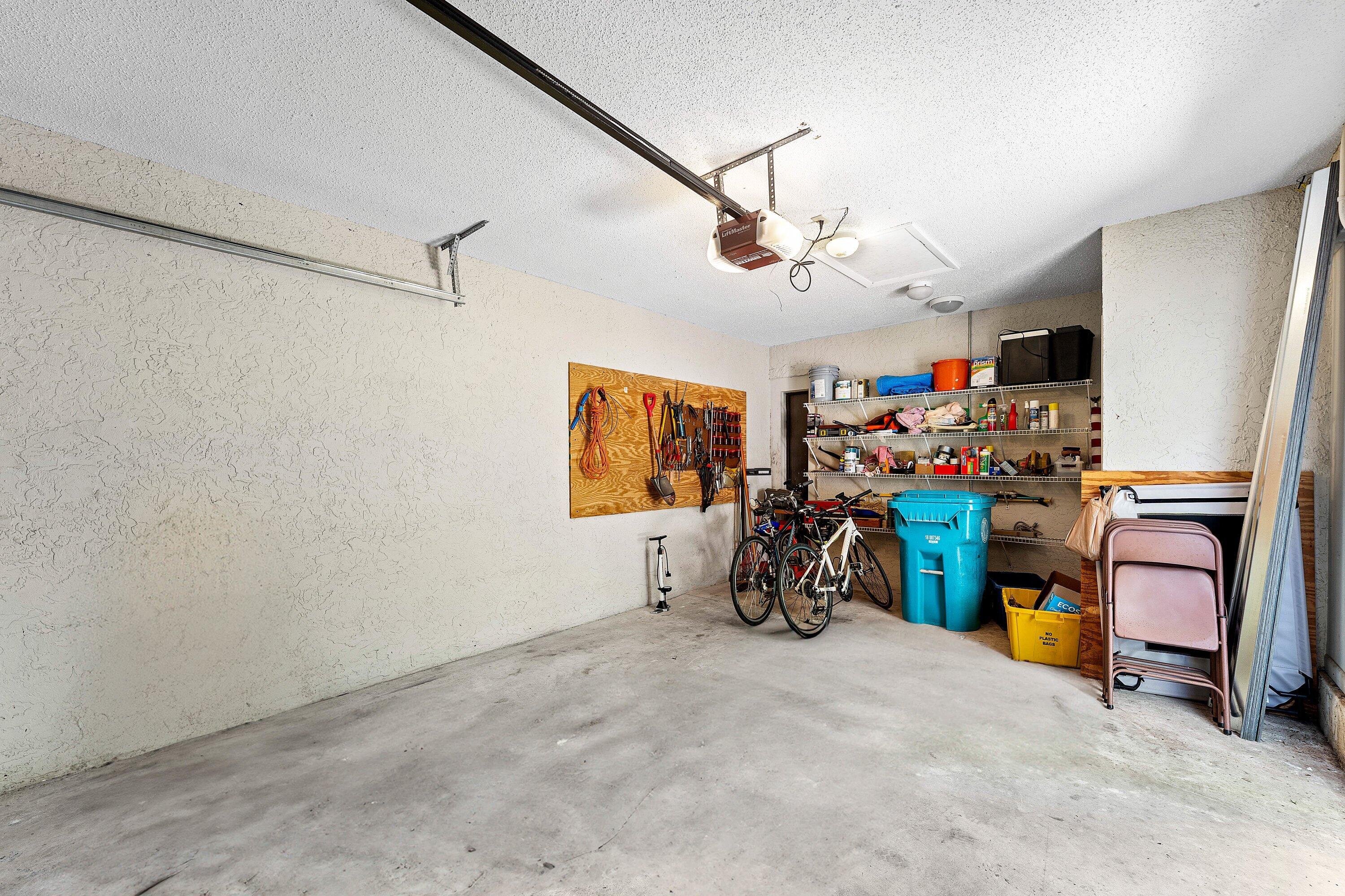 12 Eastgate Drive C