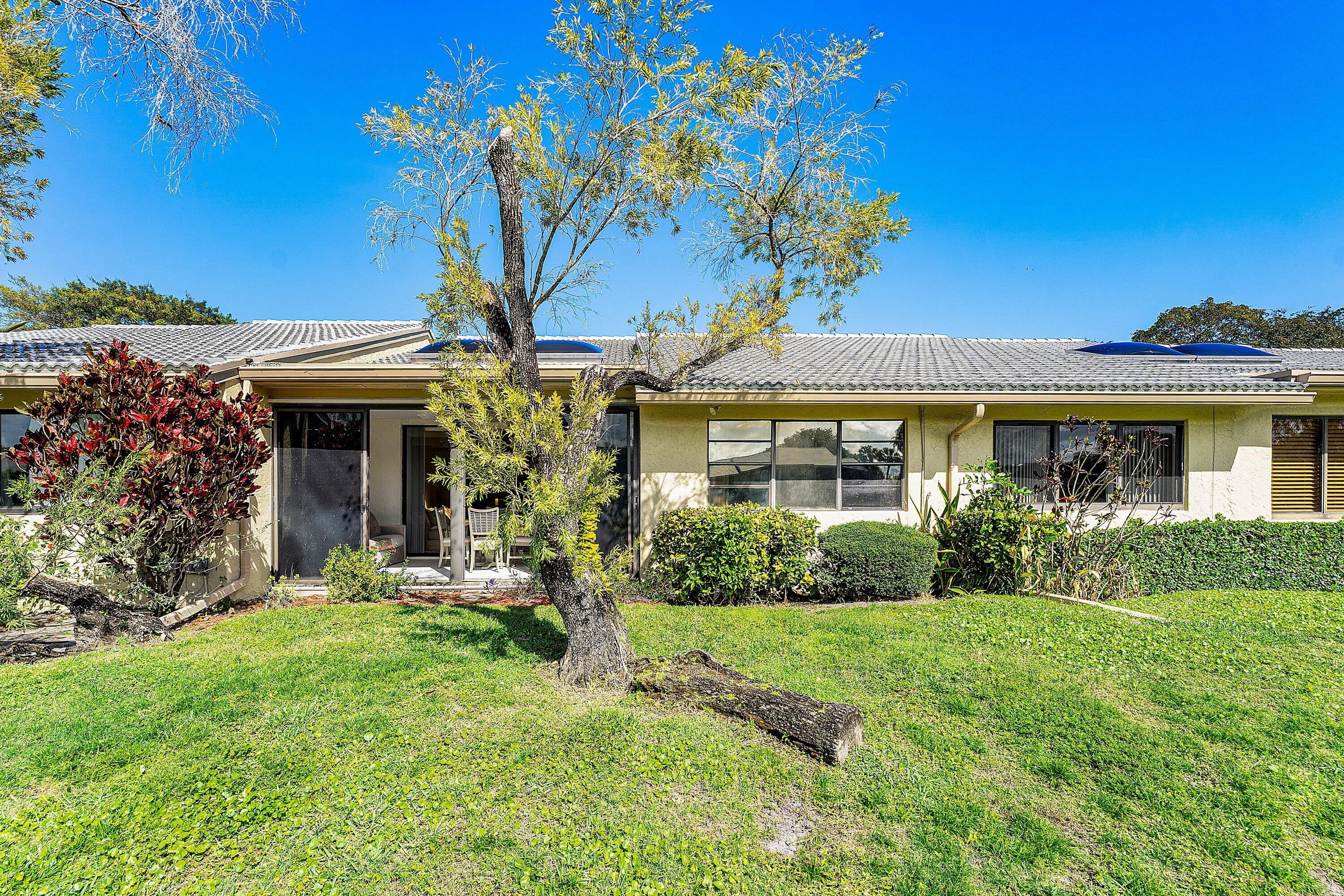 12 Eastgate Drive C