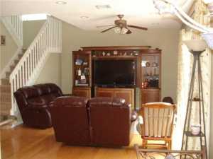 6328 Stonehurst Circle