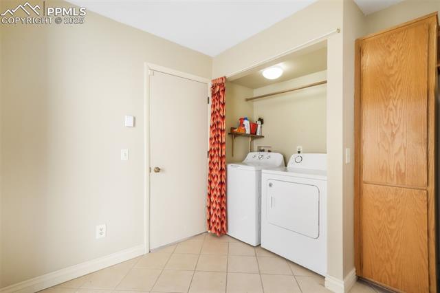 3330 Templeton Gap Road 15