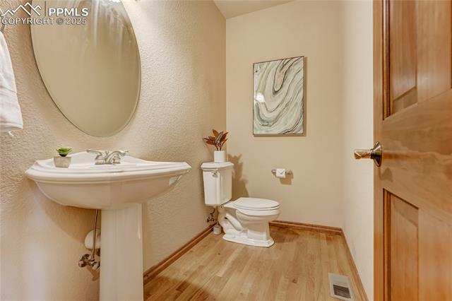 1220 Scarsbrook Court