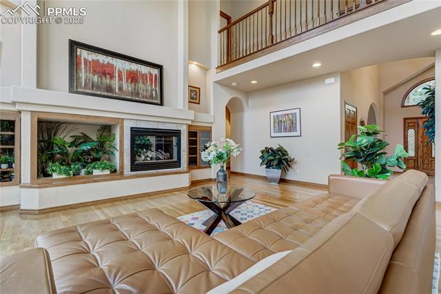 1220 Scarsbrook Court