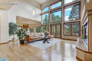 1220 Scarsbrook Court