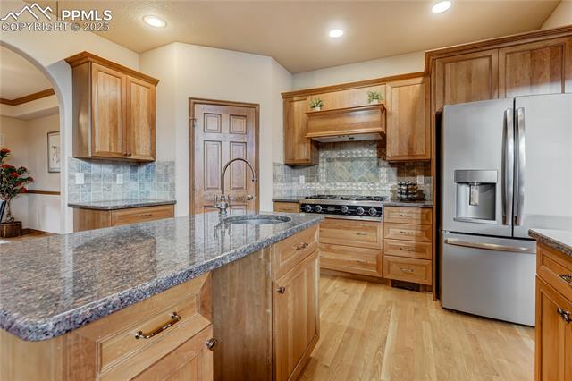 1220 Scarsbrook Court