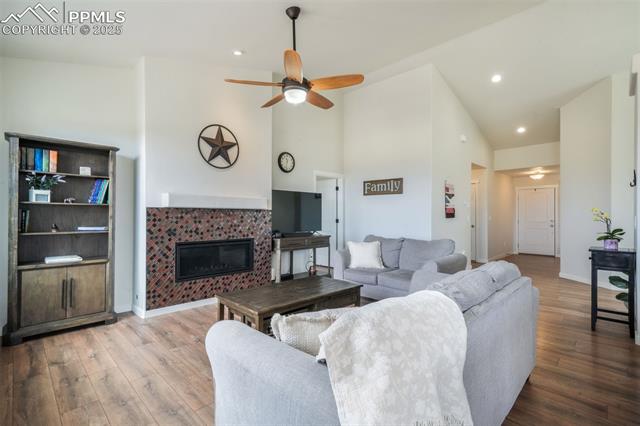 6078 Trappers Tale Court