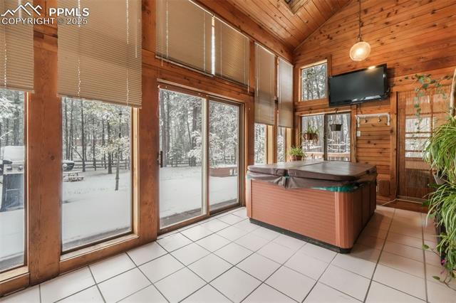 18680 Arrowwood Drive