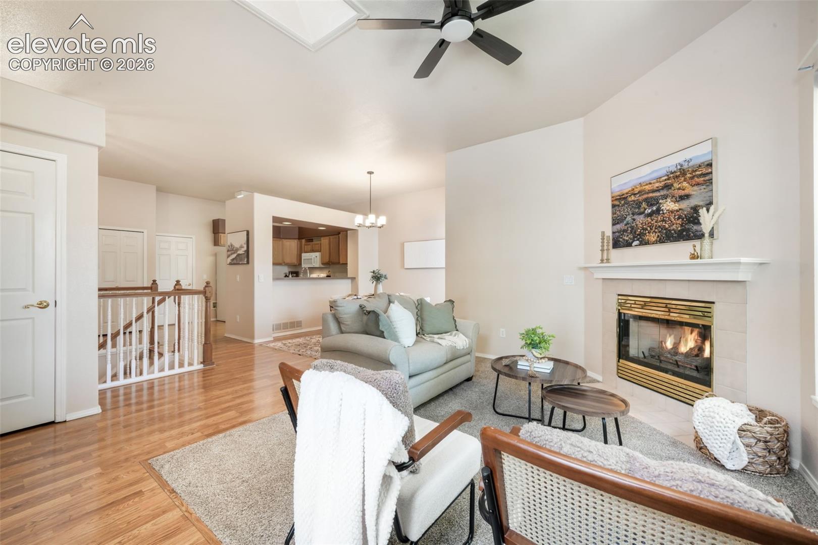 6886 Los Reyes Circle