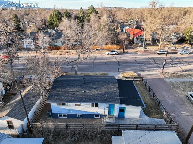 911 E Willamette Avenue