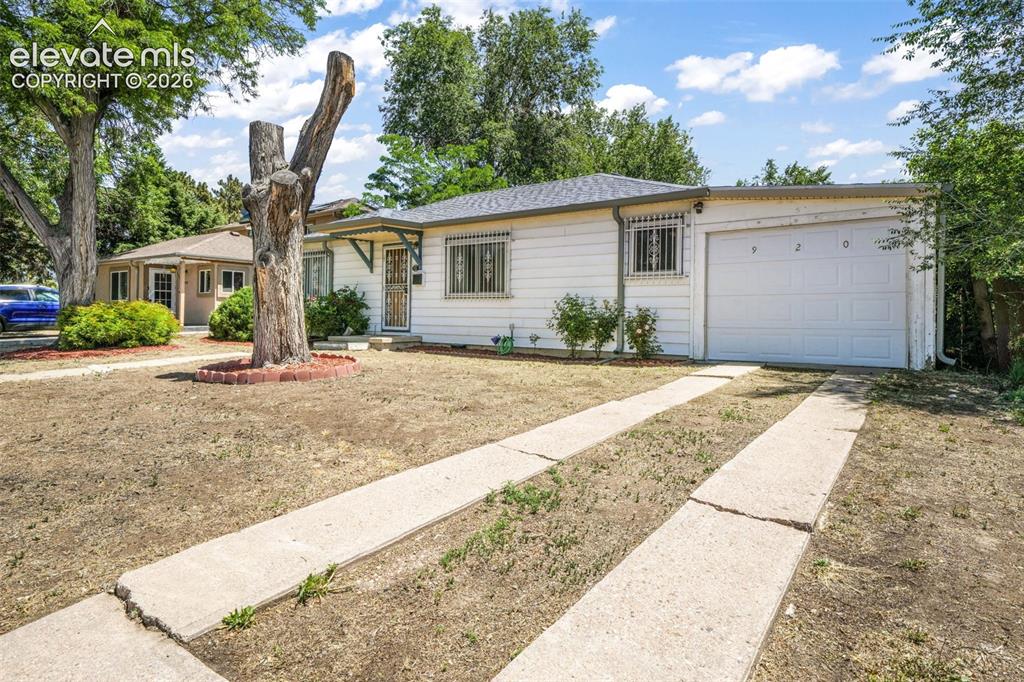 920 Canosa Court