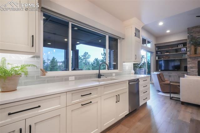 17548 Colonial Park Drive