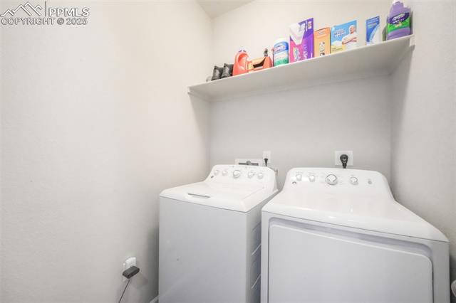 182 Vista Cliff Circle