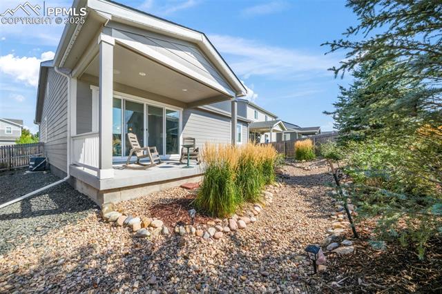 182 Vista Cliff Circle