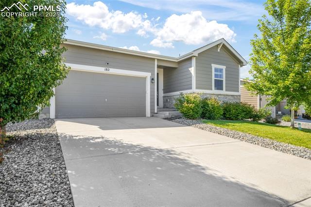 182 Vista Cliff Circle