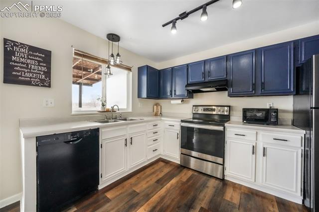 4651 Newton Drive