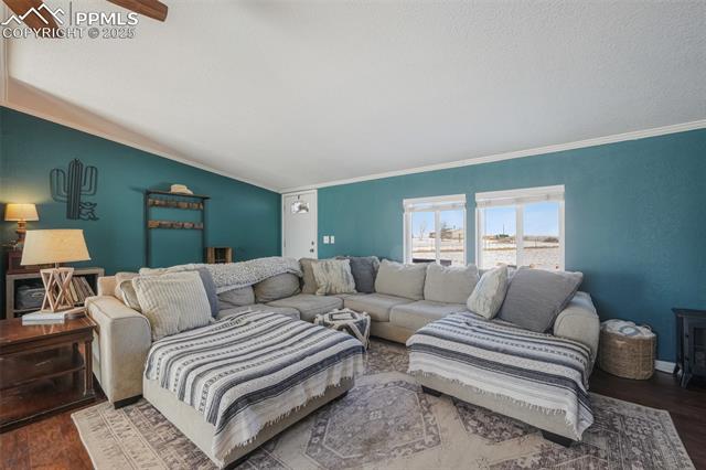 9775 Avenida Alegre Point