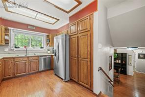 3855 Surrey Lane
