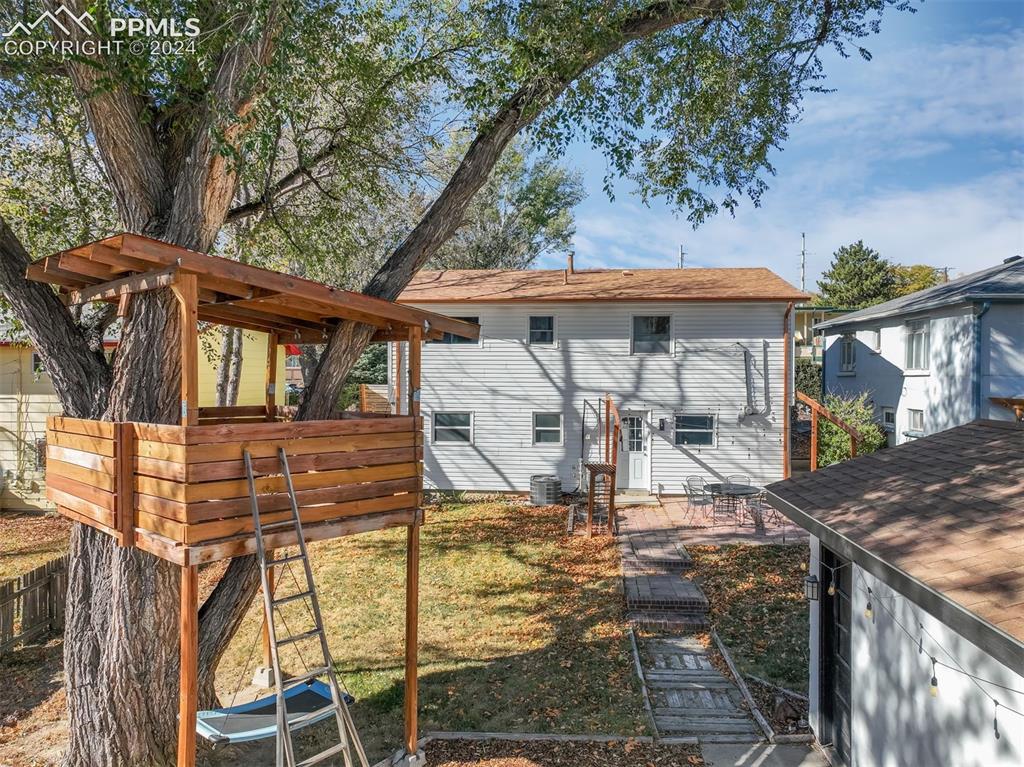 2421 N Sage Street
