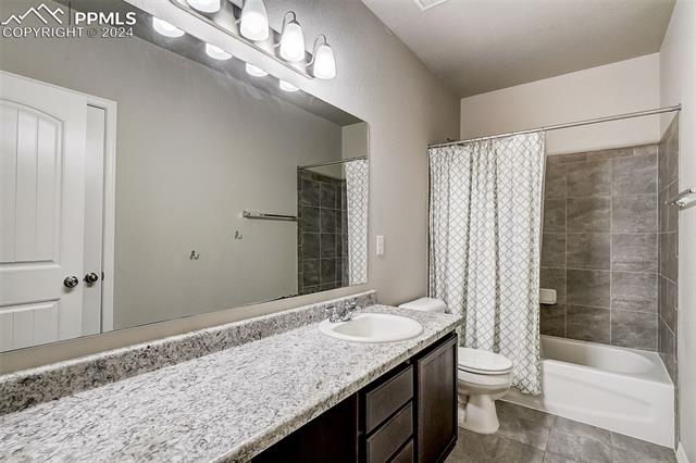 10898 Hidden Prairie Parkway