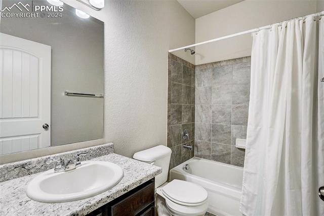 10898 Hidden Prairie Parkway