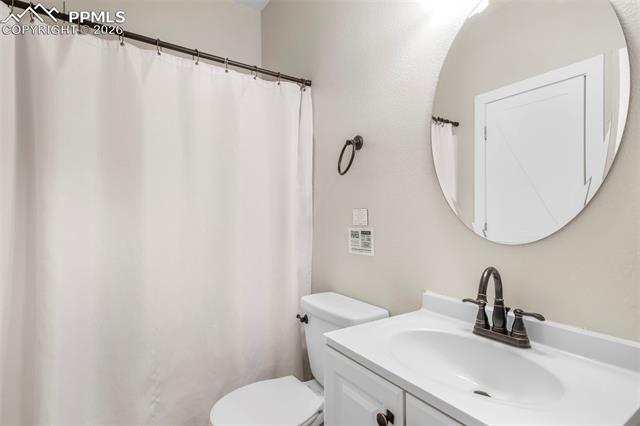 4635 Saddle Ridge Drive