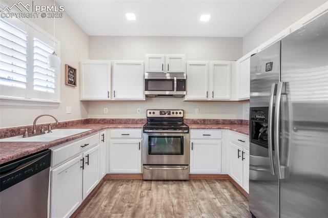 4635 Saddle Ridge Drive