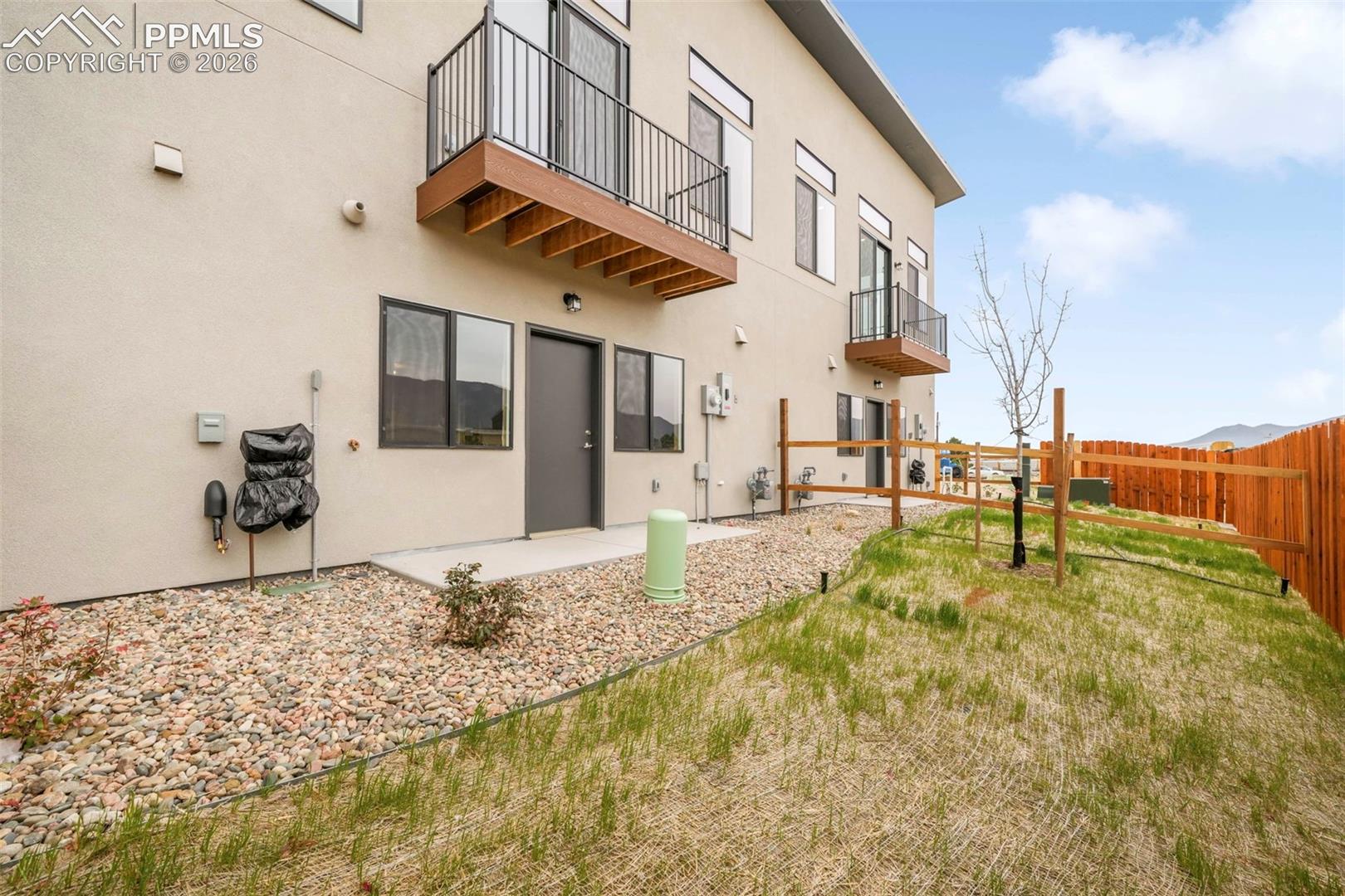 241 Front Street 102