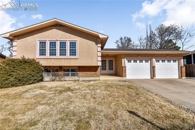 5050 Manzana Drive