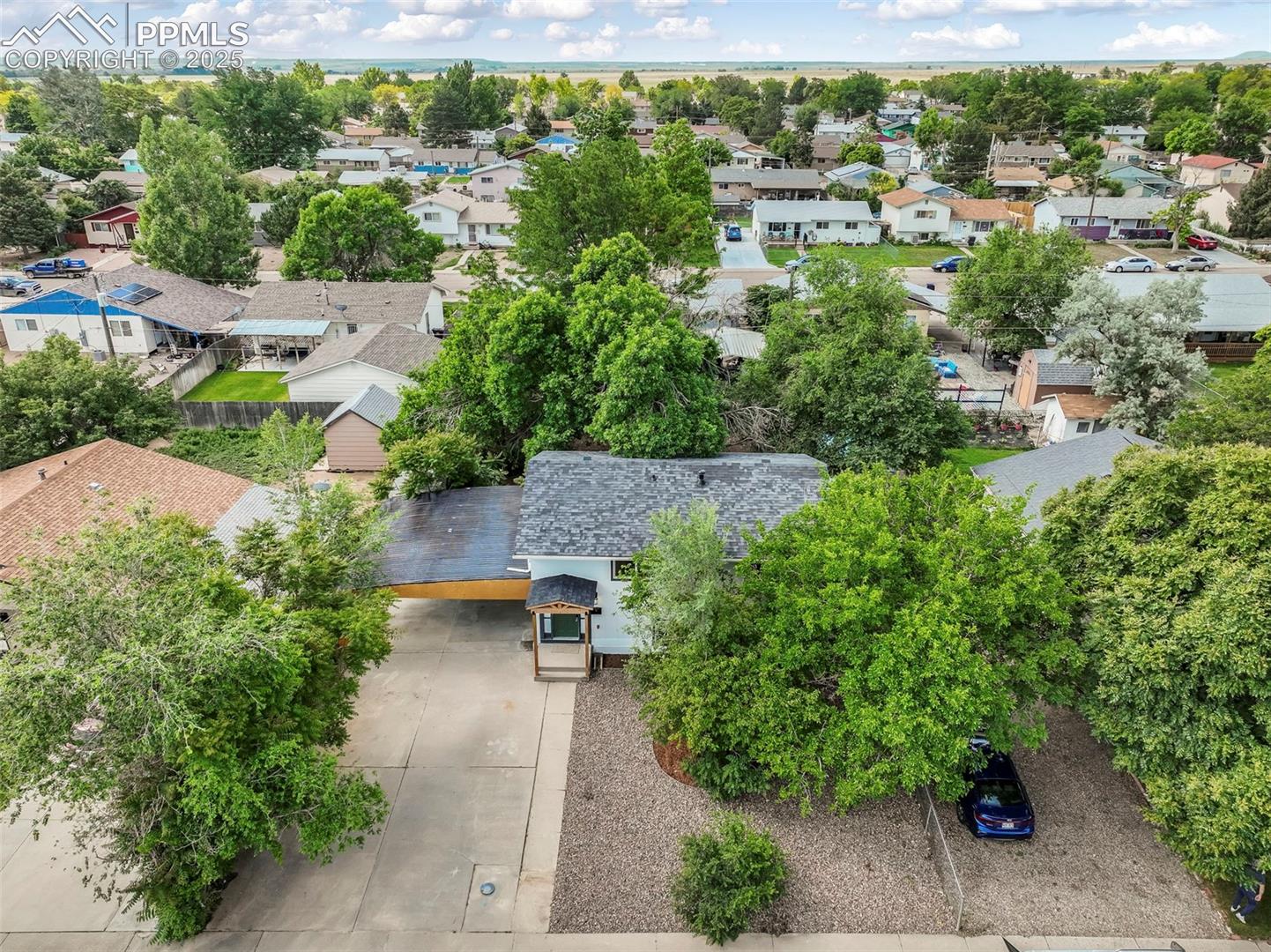 3820 Fairfield Lane