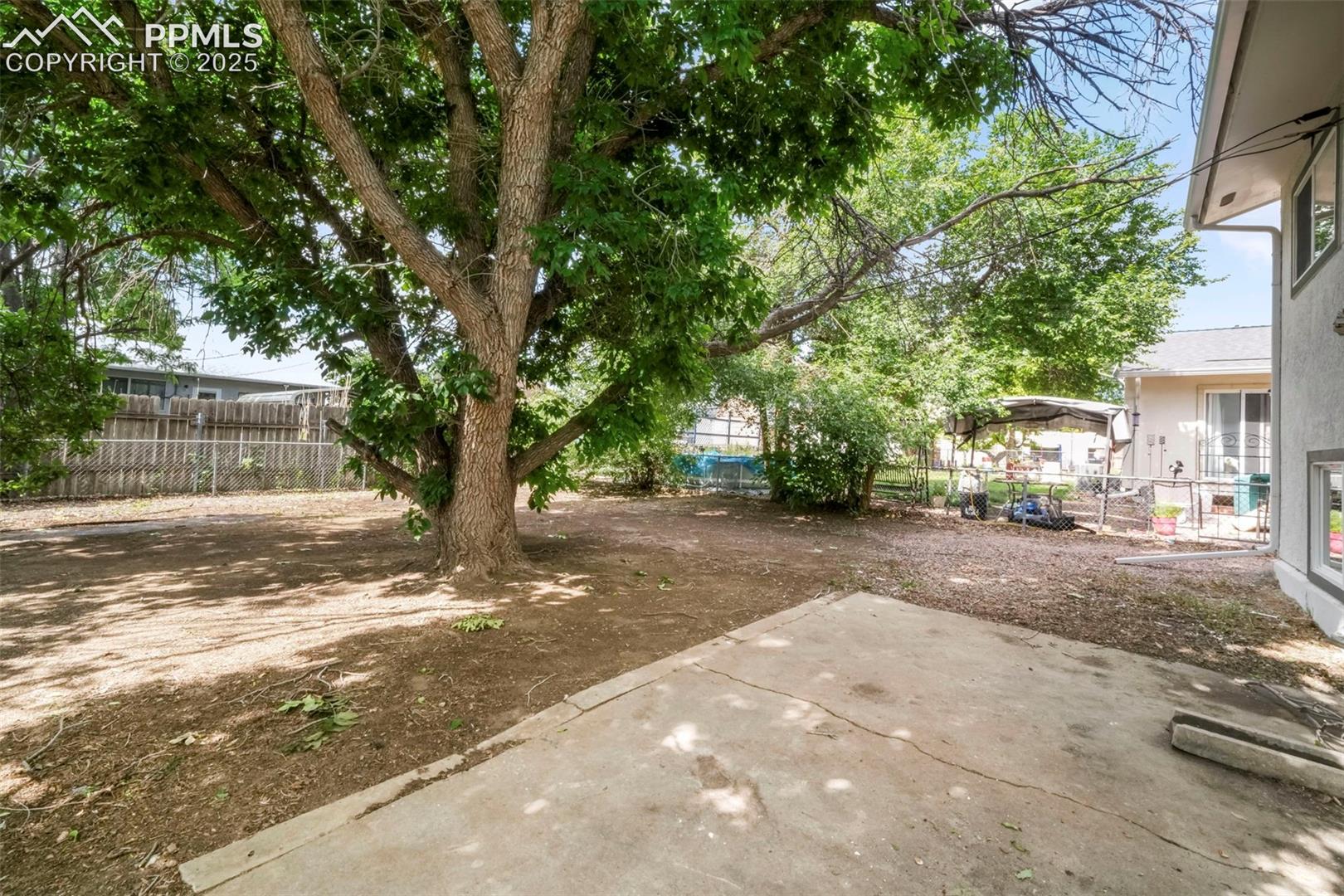 3820 Fairfield Lane