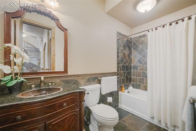 17525 Pond View Place