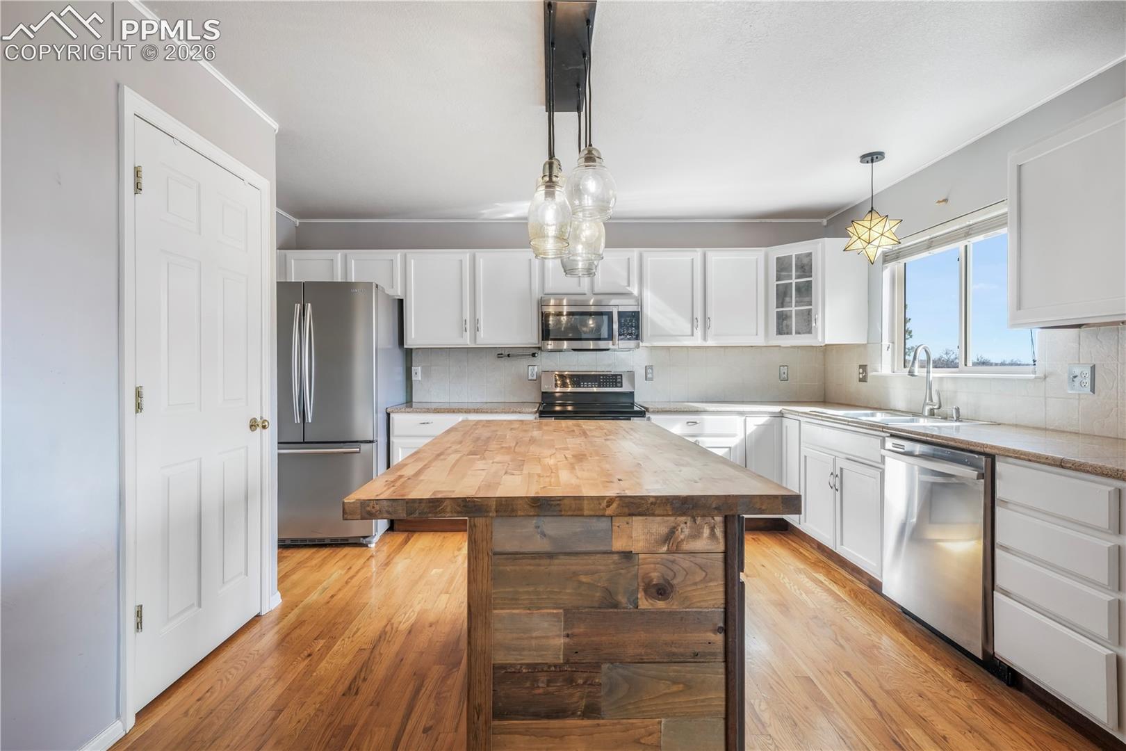 531 Fox Run Circle