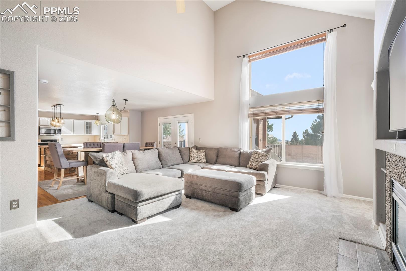 531 Fox Run Circle