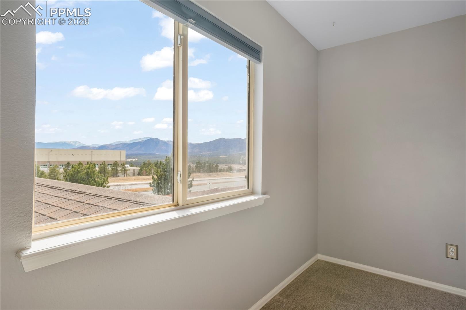 531 Fox Run Circle