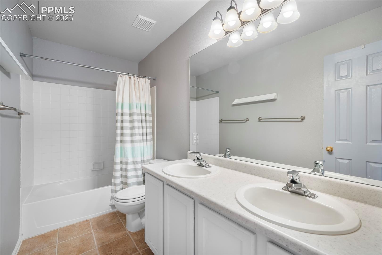 531 Fox Run Circle
